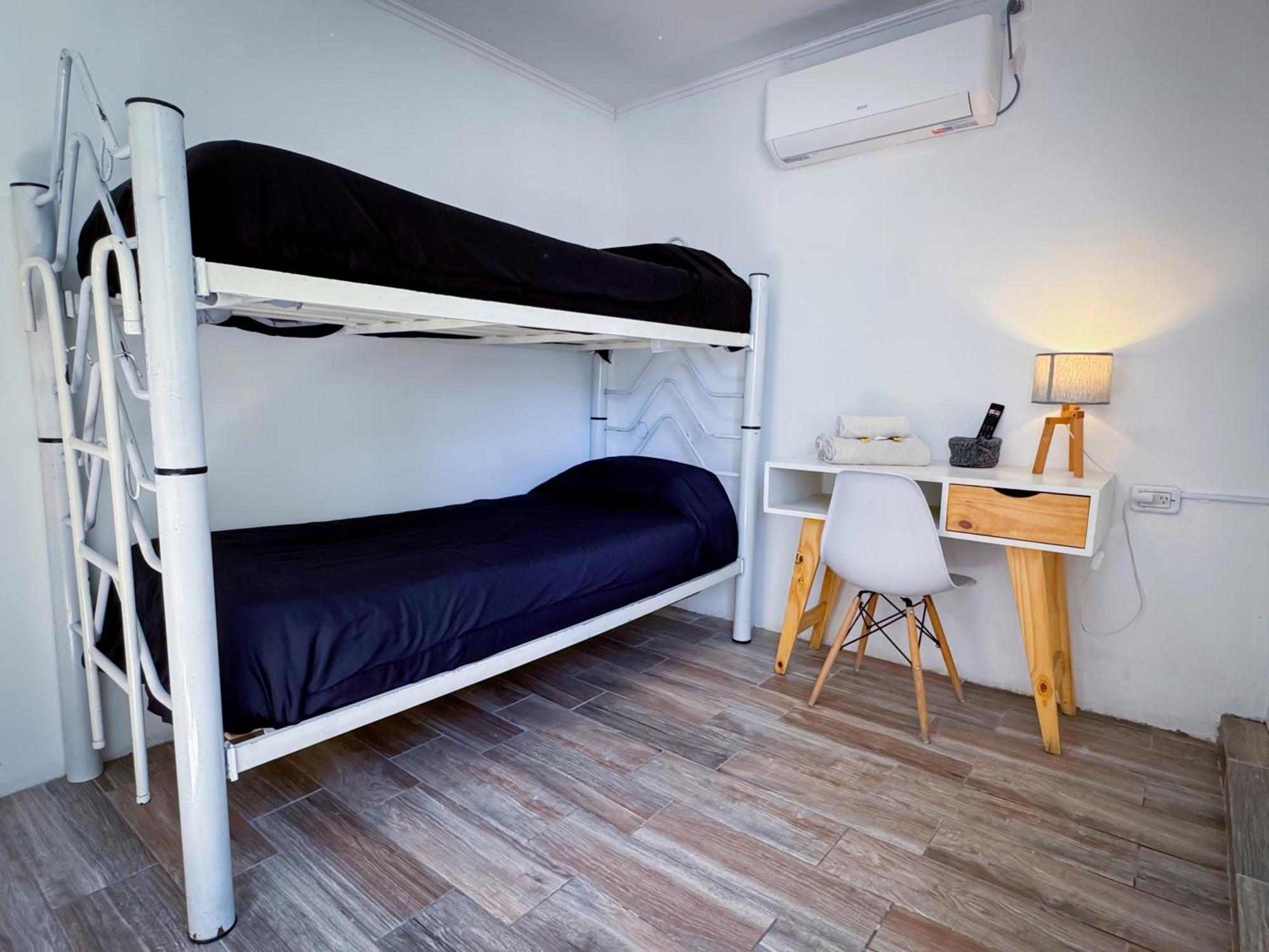 מנדוזה Mora Hostel מראה חיצוני תמונה